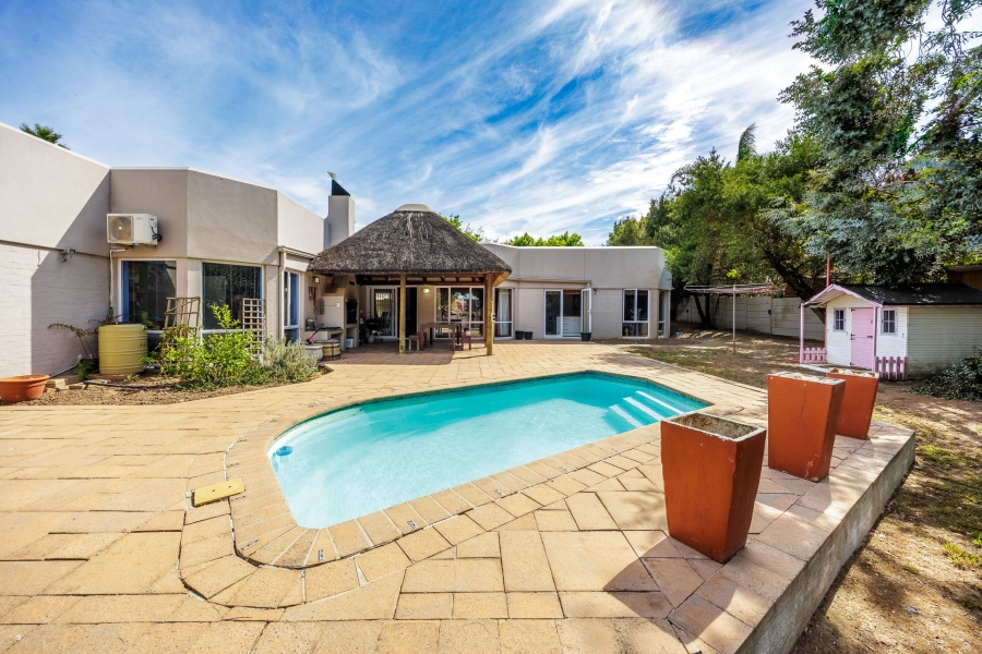 3 Bedroom Property for Sale in Aurora Western Cape